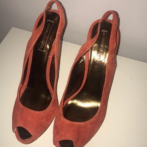 Beautiful sandals new BCBG color Orange Size 10/40